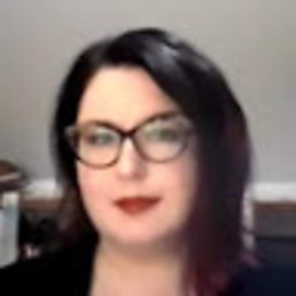 Meet your Posher, Courtney